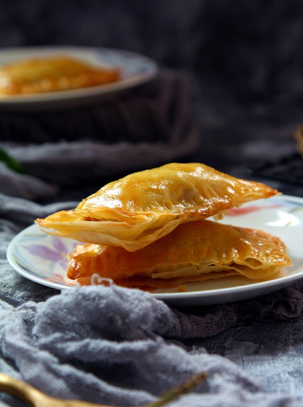 餛飩皮蘋(píng)果派成品圖