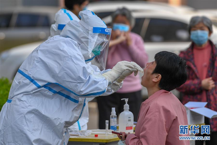 （新華全媒頭條·兩會精神看落實·圖文互動）（5）整體謀劃、系統升級、全面提升——落實全國兩會精神織牢織密公共衛(wèi)生防護網