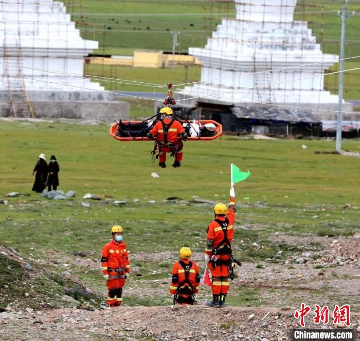 圖為應(yīng)急演練現(xiàn)場。青海省應(yīng)急廳